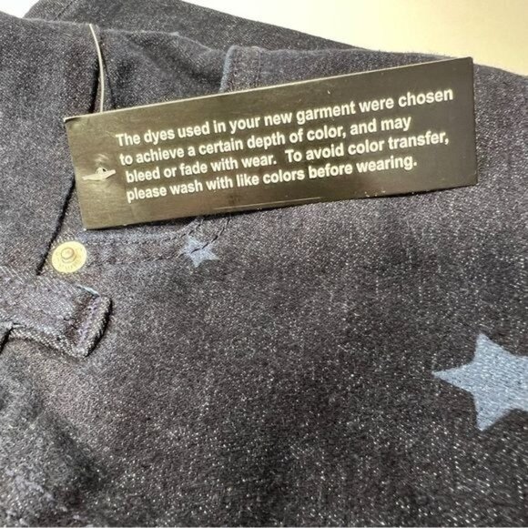 D & Co Womens Star Print Denim Bermuda Shorts Blue Mid Rise Stretchy Size 6 - Picture 9 of 9